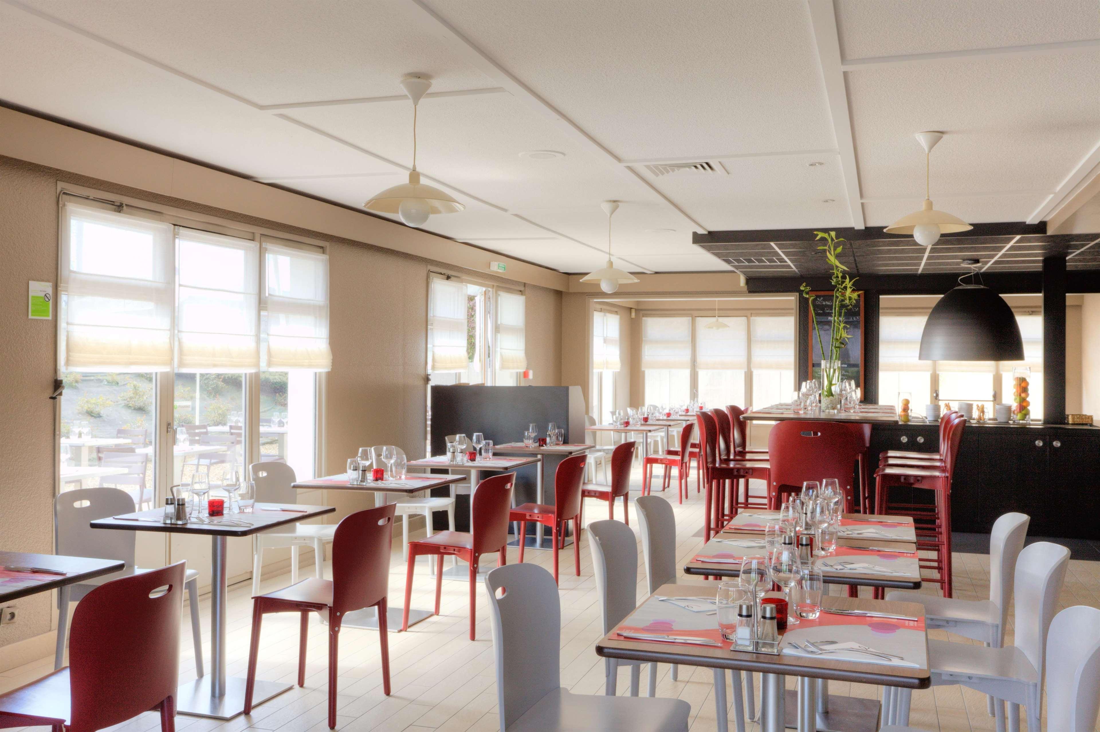 Campanile Poitiers Hotel Ngoại thất bức ảnh