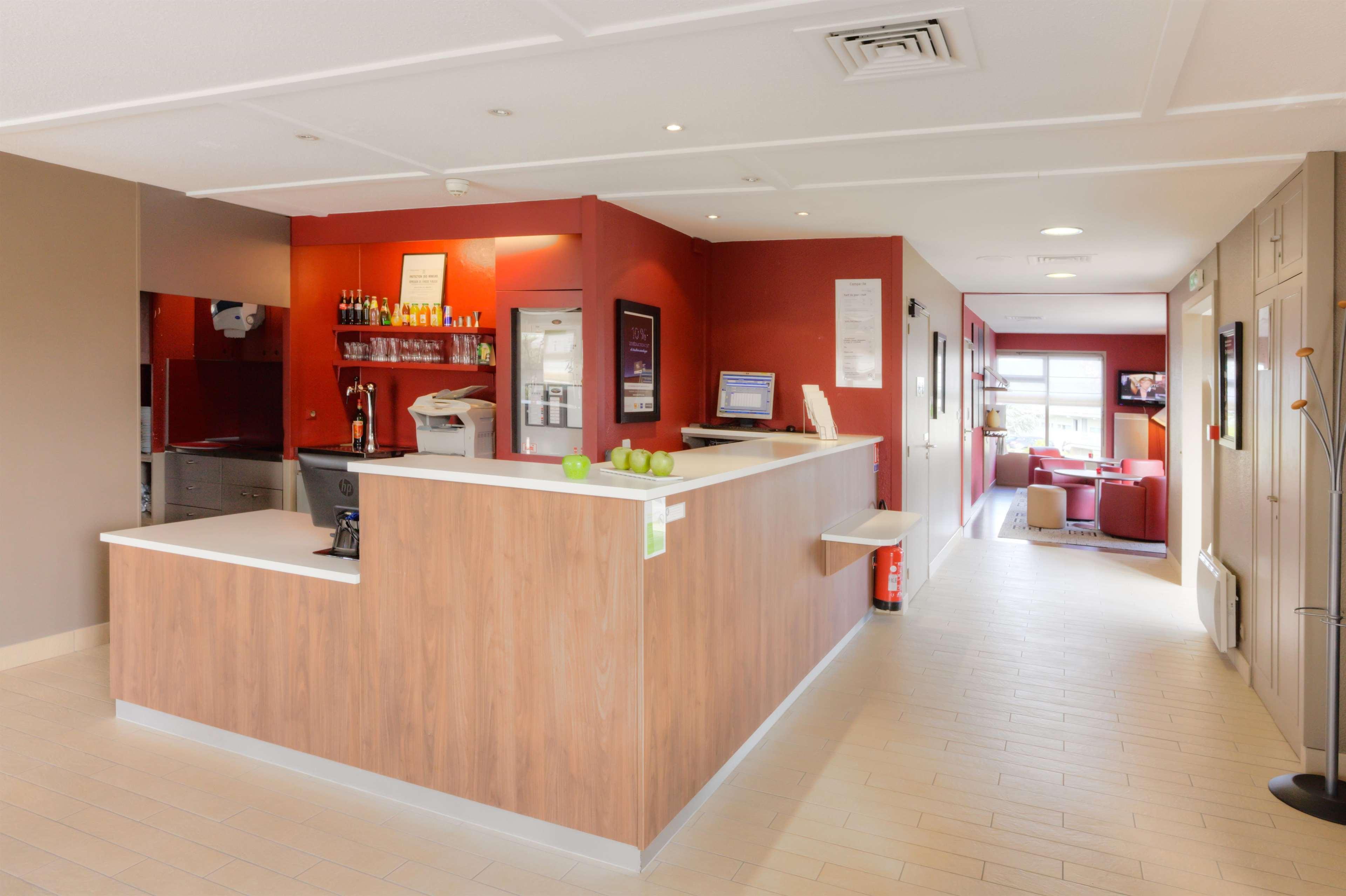 Campanile Poitiers Hotel Ngoại thất bức ảnh